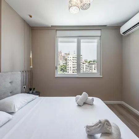Beachfront Bliss * Durrës